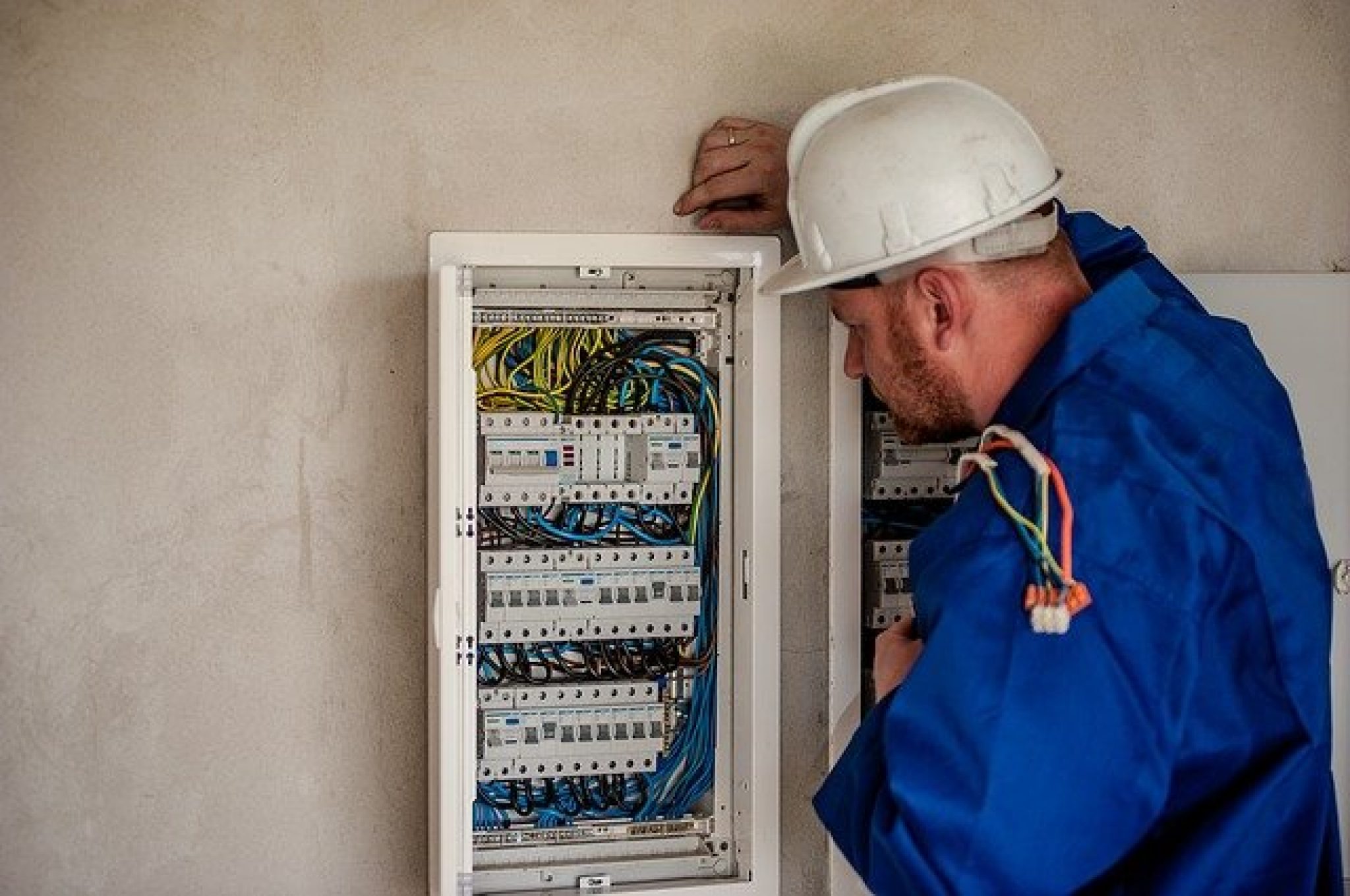 Developing Trade Skills Why You Need to a Licensed Electrician